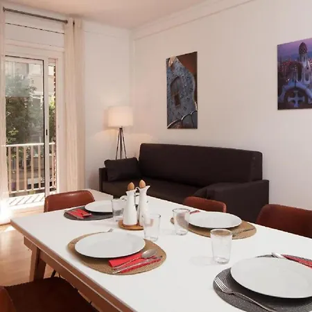 Apartamento Ola Living Sagrada Familia Barcelona