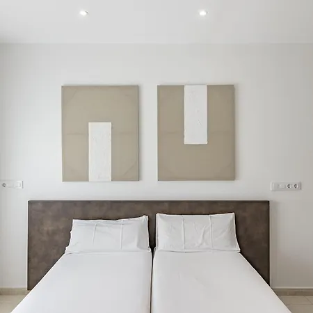 Ola Living Sagrada Familia *